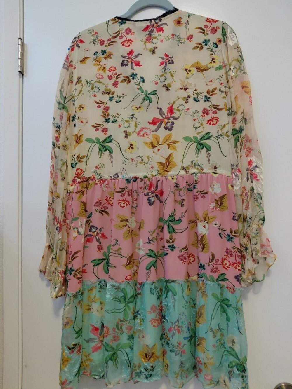 Hemnant & Nandita Wild Rose Silk Dress Tiered V-Neck Floral Long Sleeve Medium - Picture 11 of 12